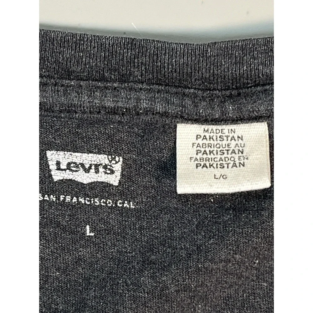 Vintage Levi's Single Stitch T  Shirt  Tagged‎ Large See Measurements